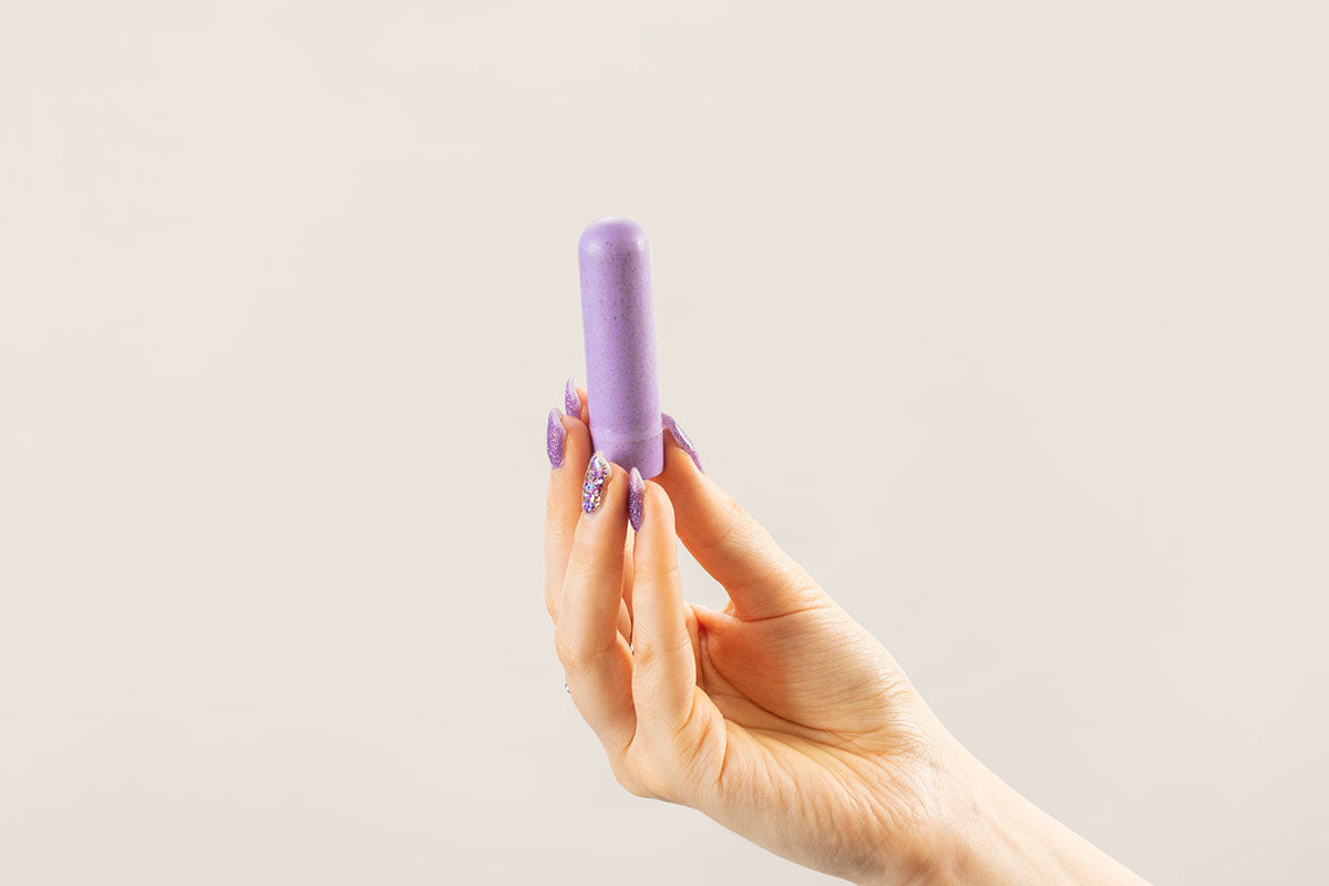 Eco biodegradable and rechargeable bullet vibrator "Gaia" | Blush